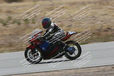 media/Apr-20-2025-AHRMA (Sun) [[393a79c373]]/Race/Group 8/Turn 4b/